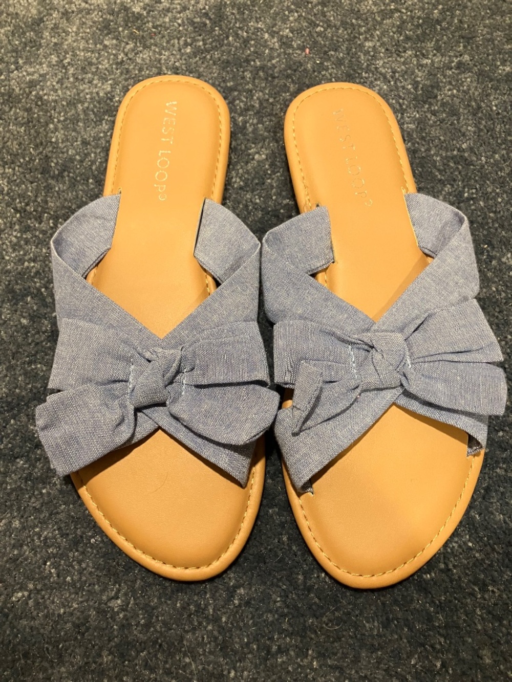 West Loop Denim Bow Top Sandals (US Women’s 7/8) - Picture 2 of 4